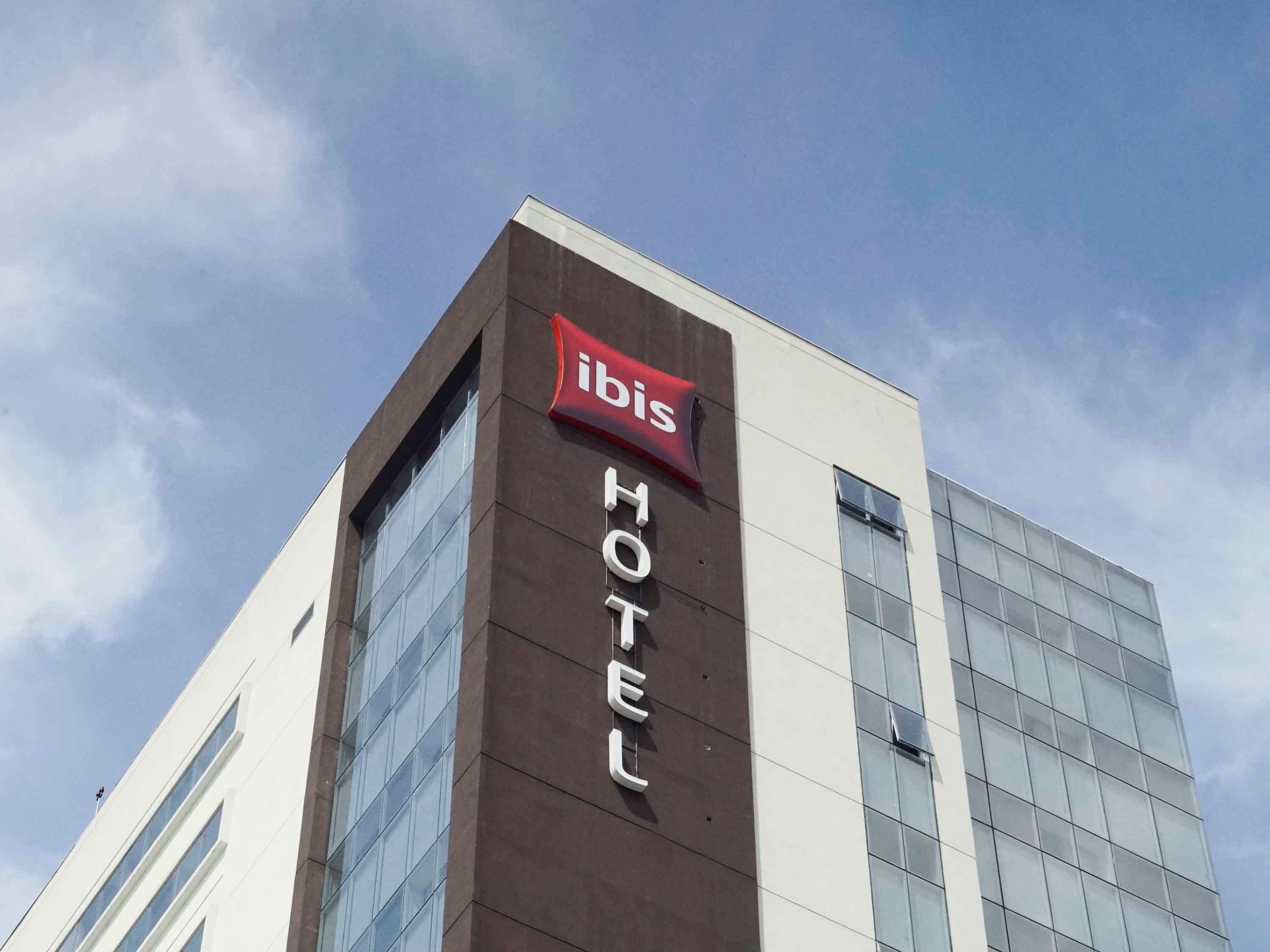 Hotel Ibis Osasco Esterno foto